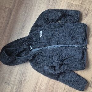North face fuzzy zip up Size 6